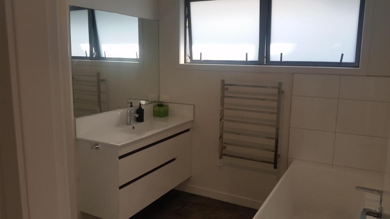 Edgehill - Semi Self-Contained Eco Friendly Home Tauranga Eksteriør bilde