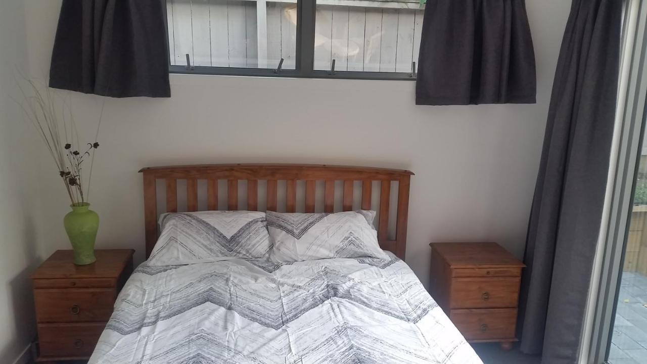 Edgehill - Semi Self-Contained Eco Friendly Home Tauranga Eksteriør bilde